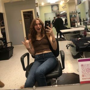 Meet your Posher, Kayli